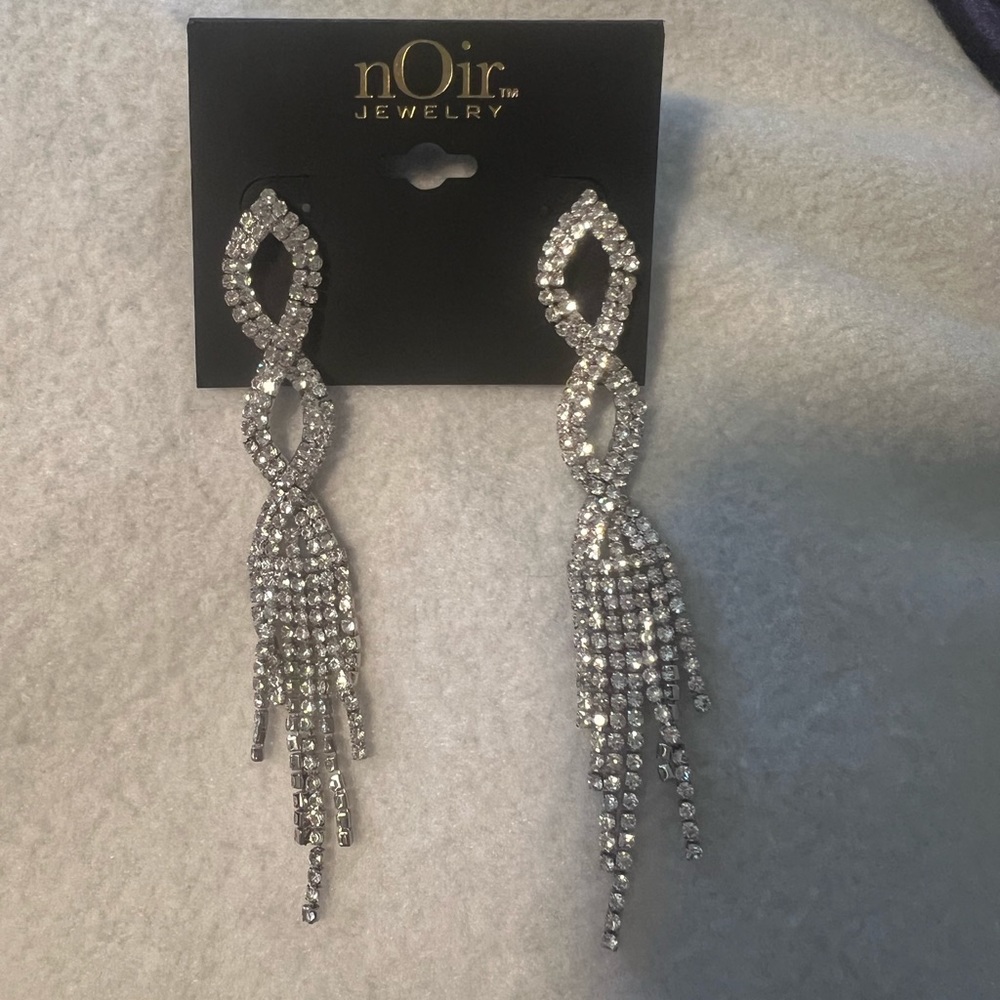 Noir Earrings